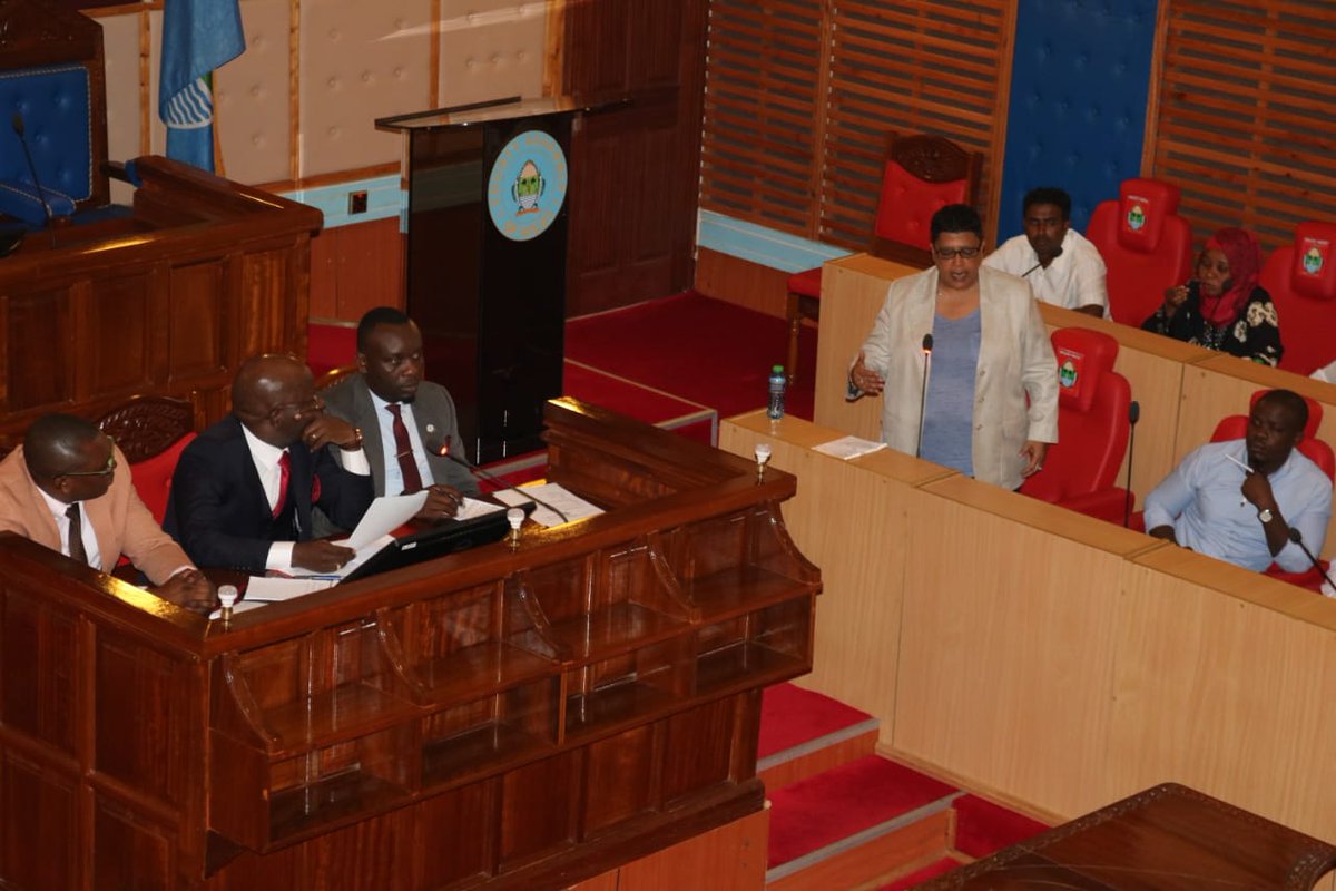 KILIFI COUNTY ASSEMBLY GENERAL OVERSIGHT COMMITTEE AS ESTABLISHED UNDER STANDING ORDER 153 OF THE KILIFI COUNTY ASSEMBLY STANDING ORDER;
Kilifi County Executive Member (CECM) for Health Dr. Anisa Omar today appeared before the Committee on General Oversight