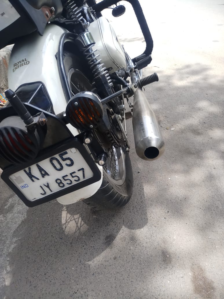 TrLayout's tweet photo. @blrcitytraffic KS LAYOUT TR. POLICE BOOKED DEFECTIVE SILENCER CASES https://t.co/NU2PREx7lZ