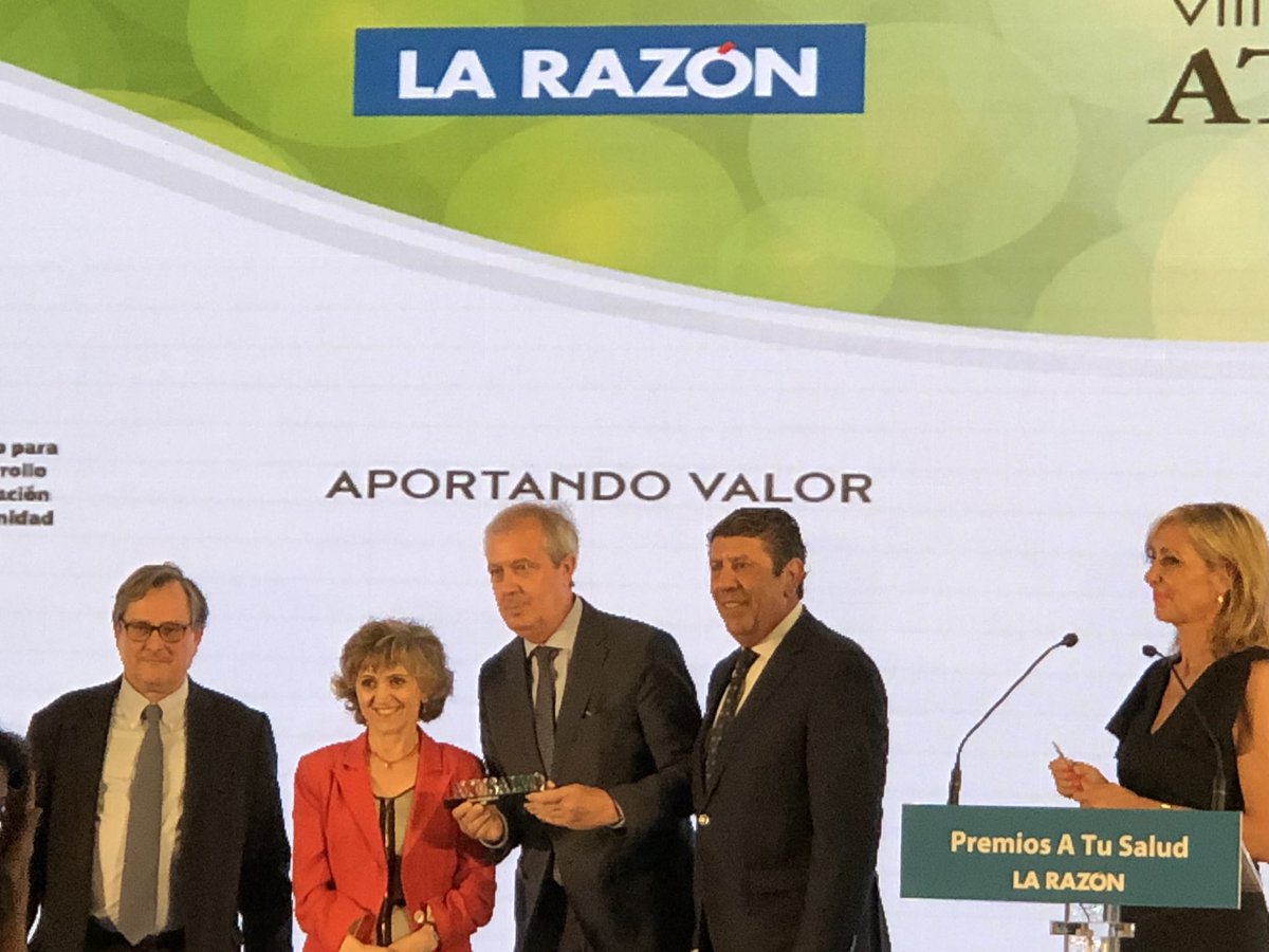 Premio a <a href="/idisalud/">Fundación IDIS</a> en VIII edición #PremiosATuSalud