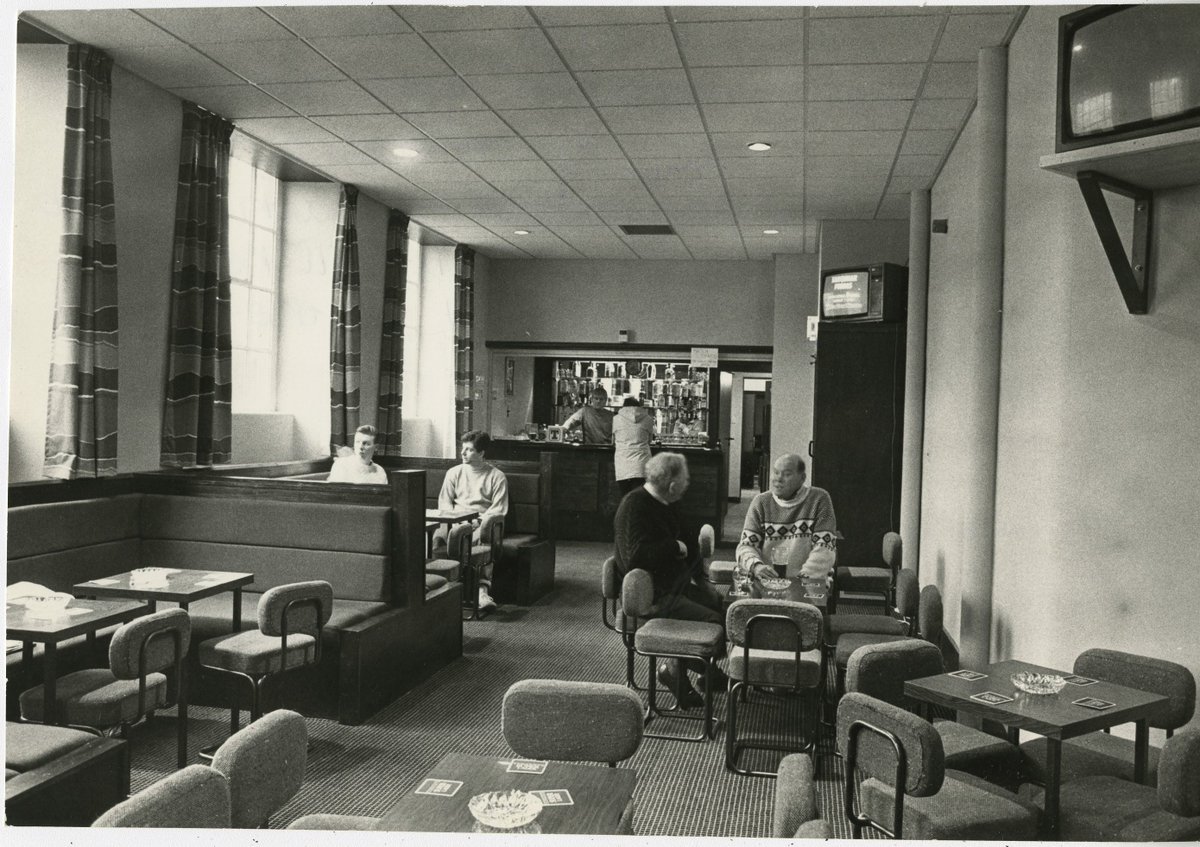 OLD DUNDEE: Not a place every Dundonian would have seen. In fact, some would have vowed never to go near it. Can you name it? And the year? #olddundee #history #seedundee