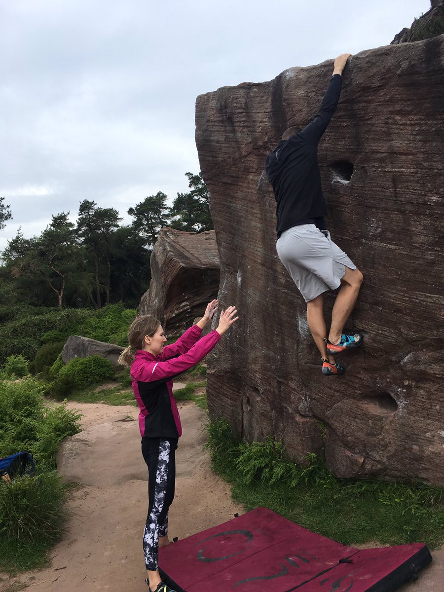 Great day with 1st time outdoor boulderers Claire and Stephen. Some coaching on movement and general how to boulder. Weather just held! #bouldering #indoorstooutdoors #climbingcoaching #peakdistrict #roaches #gritstone #boulderingmecca