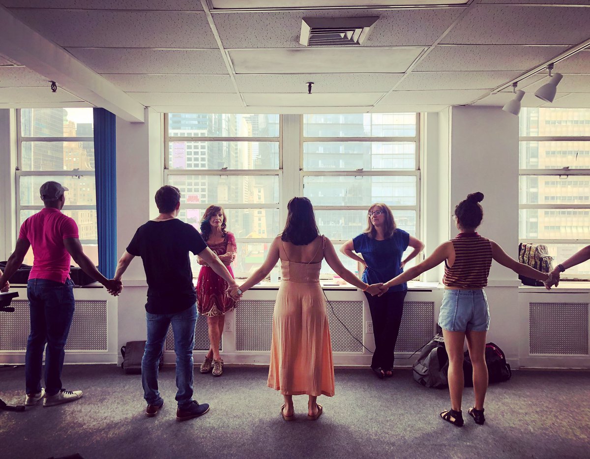 itsSTARTheater's tweet photo. Getting ready, puttin’ our backs into it. 😉 #youcandoit #putyourbackintoit #starpower https://t.co/SLohTnVxcJ https://t.co/FwECglhwZp