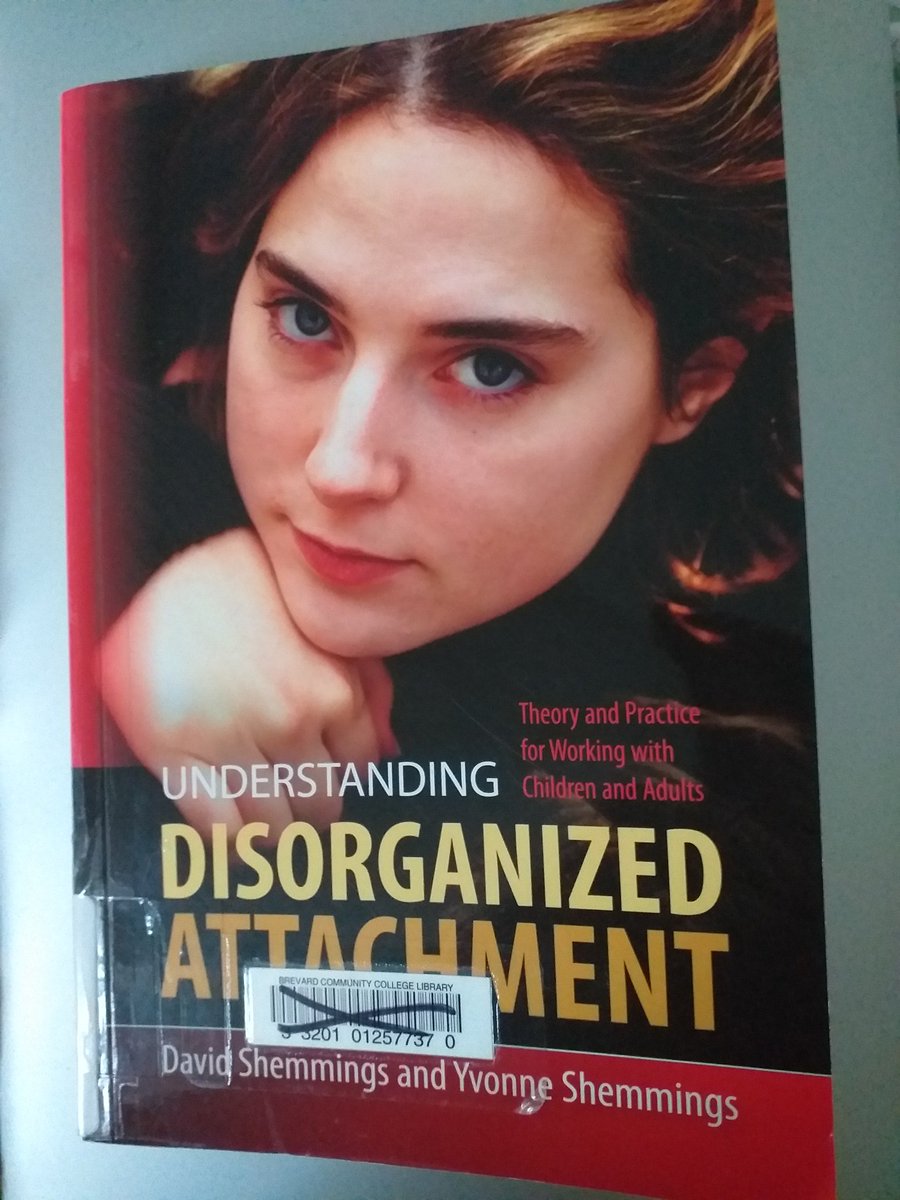 Finding this book by #davidshemmings and #yvonneshemmings to be such a helpful, interesting read #thelearningneverstops #attachment #adayinthelifeofan_ep