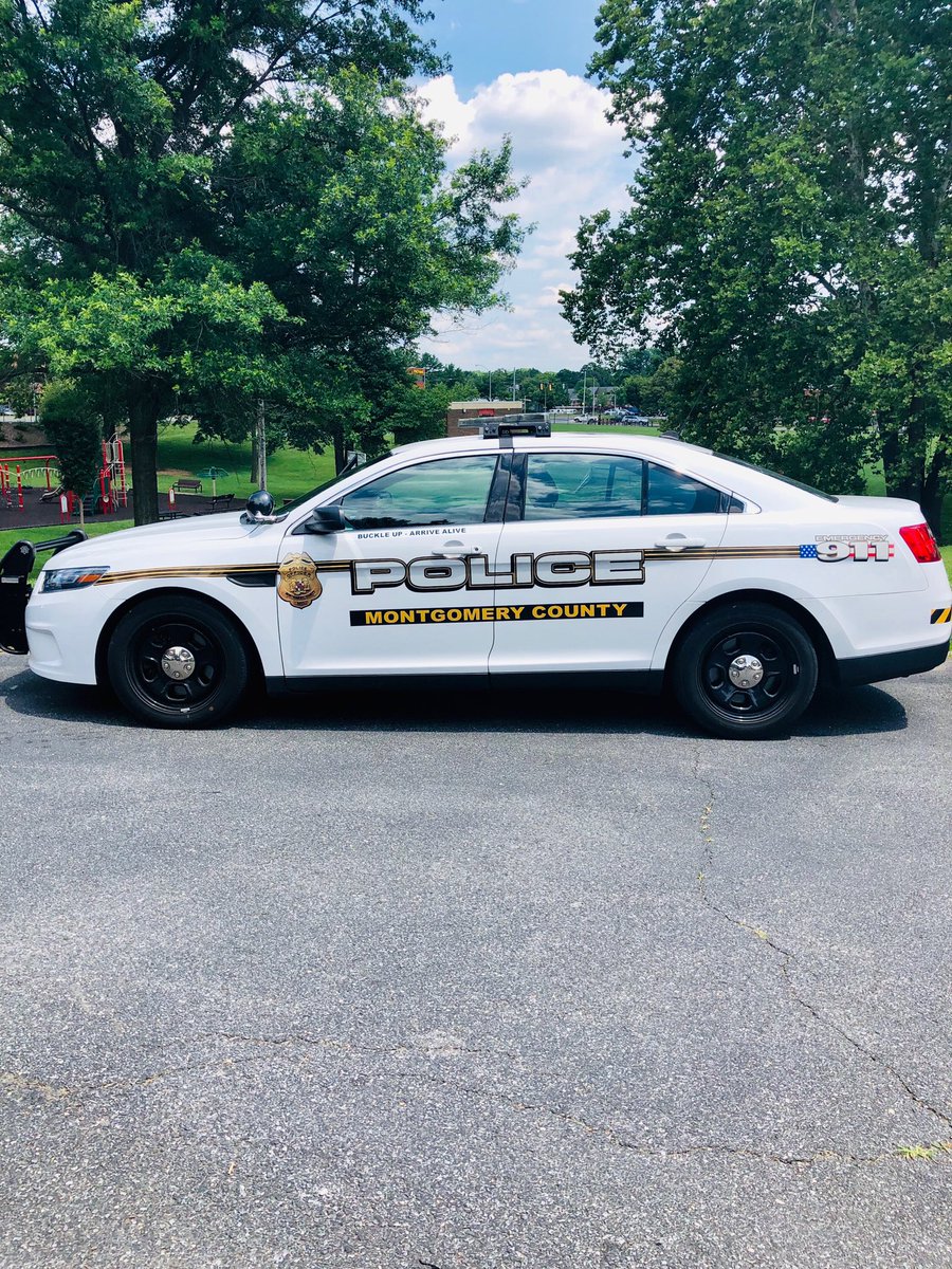 oc685's tweet photo. Big thanks to Montgomery County Police Adventure Camp for inviting us to educate future police officers on the benefits and risks of cell phone usage. #lifeatatt @mcpnews @Rockville411 @CesarAP_ @dreamteam_Ahmed @MontgomeryCoMD #itcanwait @ItCanWait @MrsJaronfelder @404girl https://t.co/RfH3DQPjtW