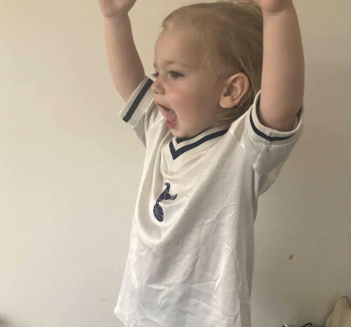 He wants to be in that number! #coys <a href="/SpursOfficial/">Tottenham Hotspur</a> <a href="/HKane/">Harry Kane</a>