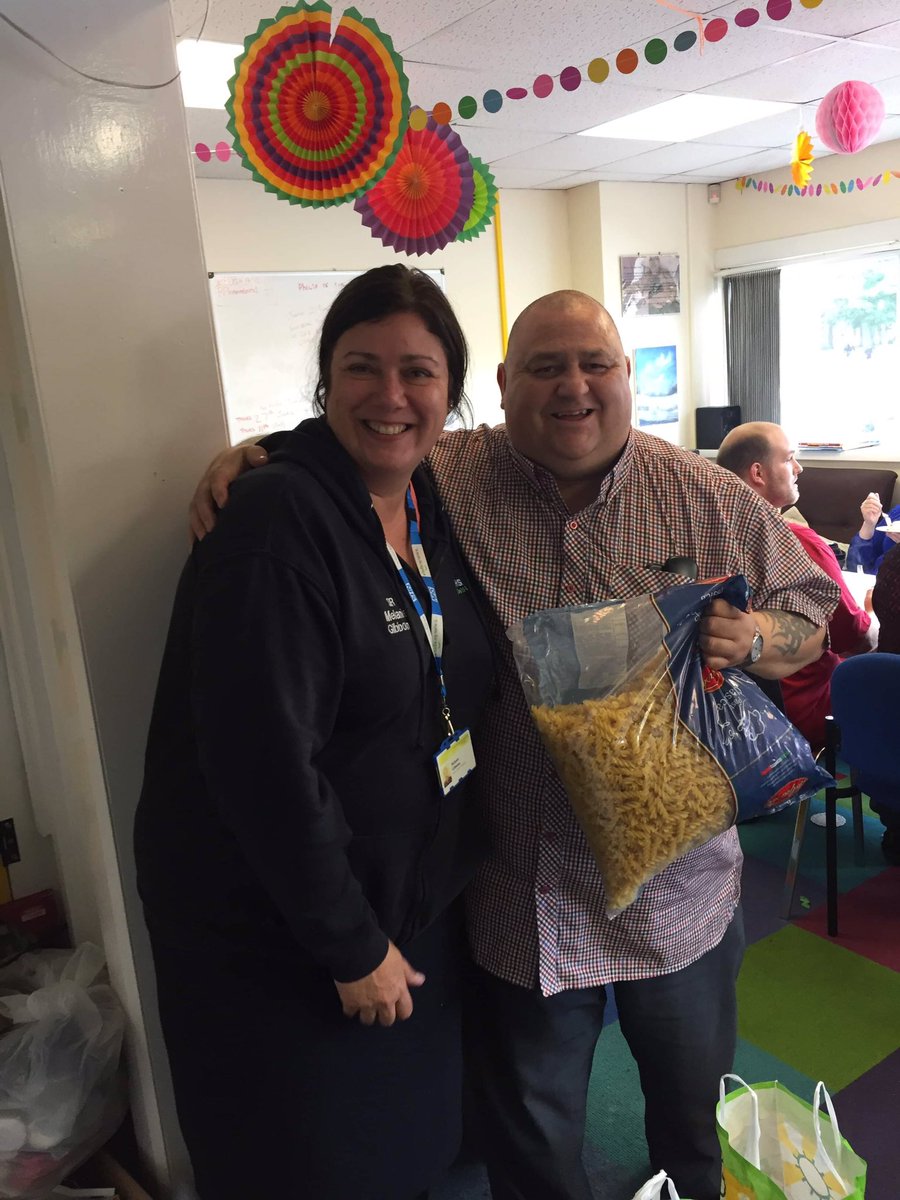 PFG food parcel delivery. <a href="/glynbutcher/">Glyn Butcher</a> #doncasterisgreat #PFGfoodparcel <a href="/thompsonpaula8/">Paula Thompson</a> @jomcd101 <a href="/rdash_nhs/">RDaSH NHS FT</a>