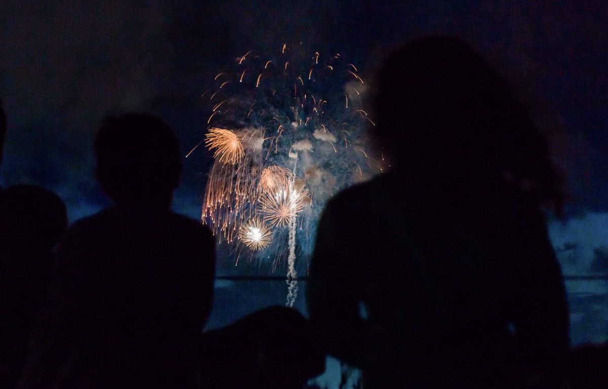 Sights on #Harborfest2019 <a href="/GrucciFireworks/">Fireworks by Grucci</a>