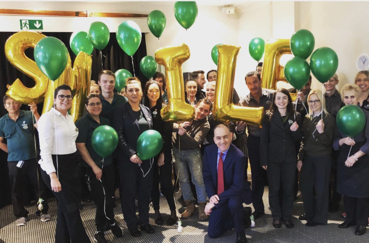 HICambridge's tweet photo. This #IHGCelebrateServiceWeek, please join us in celebrating our wonderful team here at Holiday Inn Cambridge 💛 They work hard every day to ensure every guest has a fantastic experience! 😀🙌 #Thankyou #IHG https://t.co/1D3rLhepIo