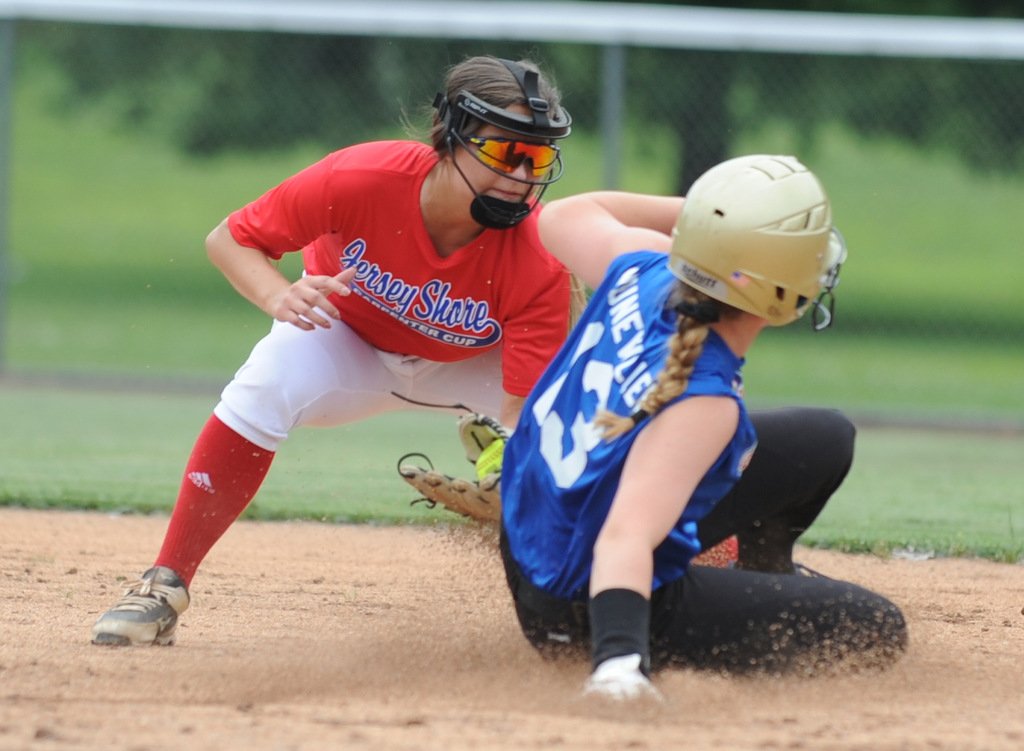 JoeWarnerPhoto's tweet photo. PHOTOS: https://t.co/O02tlbvecs
SOL/BAL vs. Jersey Shore, Carpenter Cup Softball Final.
@SOLCarpenterCup @JSCarpCupSB https://t.co/ZWHOSRAgrA