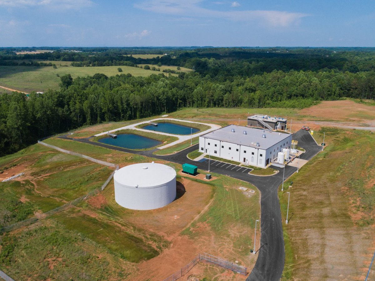 The Robert J. Stevenson WTP Facility and Raw Water Pump Station is located on Lake Hartwell with expansion capabilities of 5.0 MGD. We look forward to seeing how this WTP will support new growth in the region. #HarperGC #webuildtrust #watertreatment

Photo Credit: @bscott58d