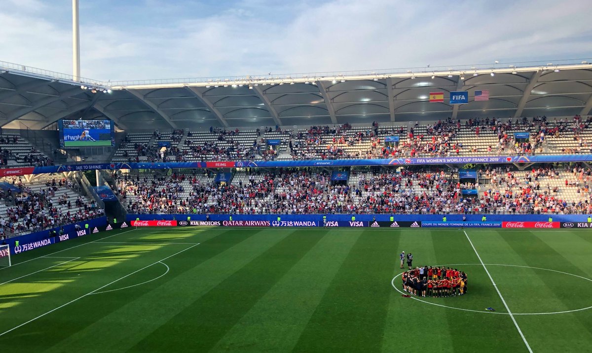 CarmenMenayo's tweet photo. Sois el orgullo de todo un país. Gracias por hacernos disfrutar y demostrar que lo mejor está por llegar. ❤️🇪🇸 #FIFAWCC https://t.co/3CuSVs0xJz