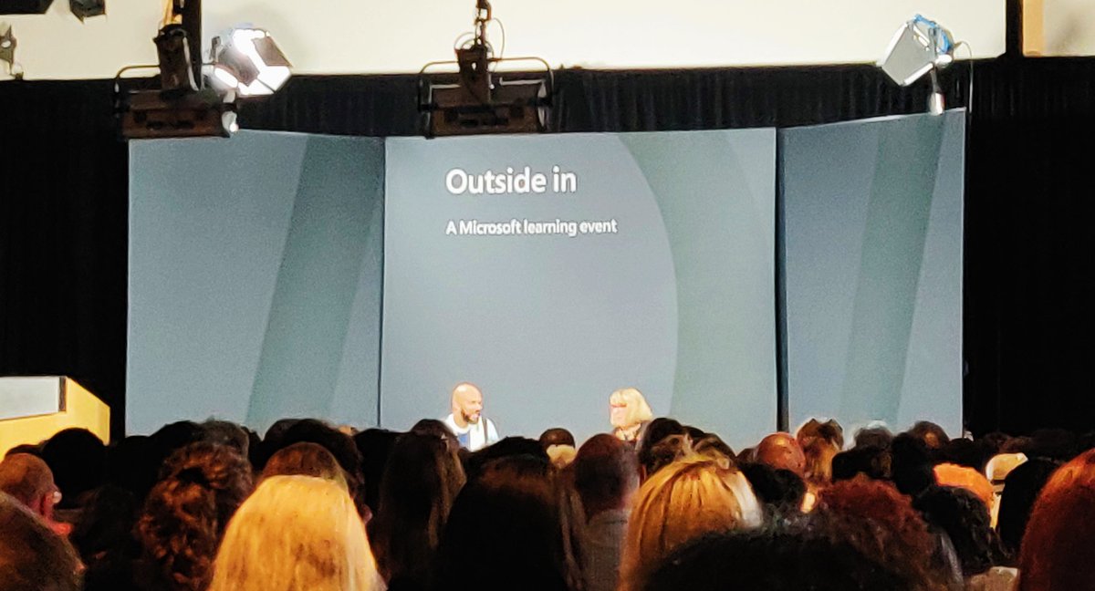 charmaine_klee's tweet image. Outside In with @common at #Microsoft with @codingwcookie &amp;amp; @harsimran_hs 💕 Learning to #LetLove have the last word 🥰

#MicrosoftIntern #MicrosoftOutsideIn #MicrosoftLife