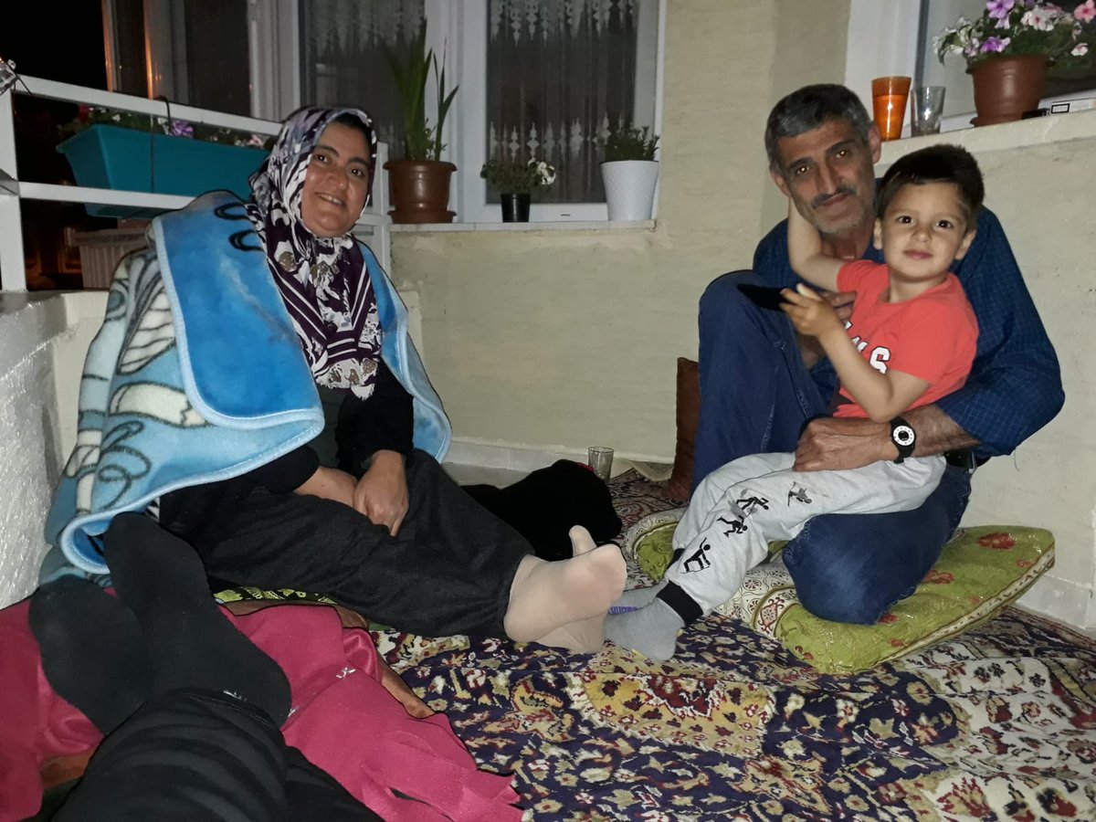 gurnuz39's tweet photo. #ANAM #BABAM #EVLADIM https://t.co/OA3NFC7YAS