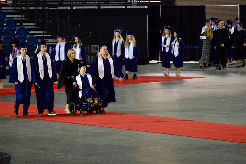 GHHSgr8Waves's tweet photo. We are so proud of our ETT graduates! #GHTidePride https://t.co/ArjZapnl1c