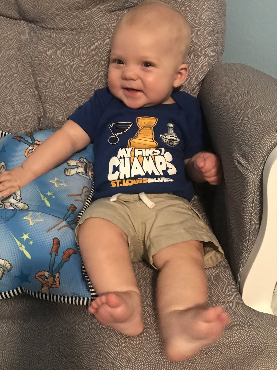 KaylaDavis9211's tweet photo. Just raising a future @StLouisBlues fan! 💙💛🏆 #LGB #StLouisBlues https://t.co/GB06zYB4Th