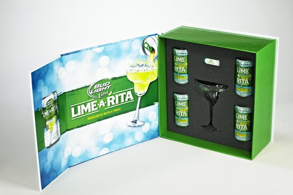 JTSnell's tweet photo. Awesome Product Launch Kits by Sneller #snellercreative #madeinusa #productlaunch #productlaunchkits #awesome #awesomepackaging #packaging #awesomemarketing #marketing #branding #promotion #custom https://t.co/tVsFWyrzCR https://t.co/Va3x7009pl