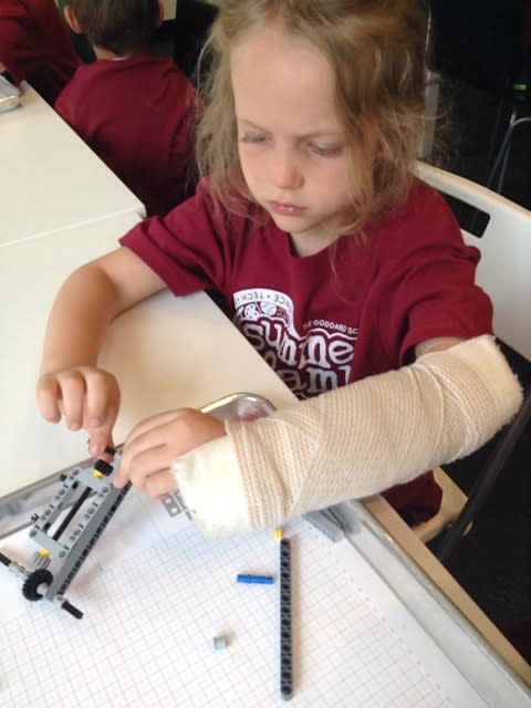 GoddardLO's tweet photo. The campers got to build a race car today at The Robot Garage! https://t.co/olh48iXesQ