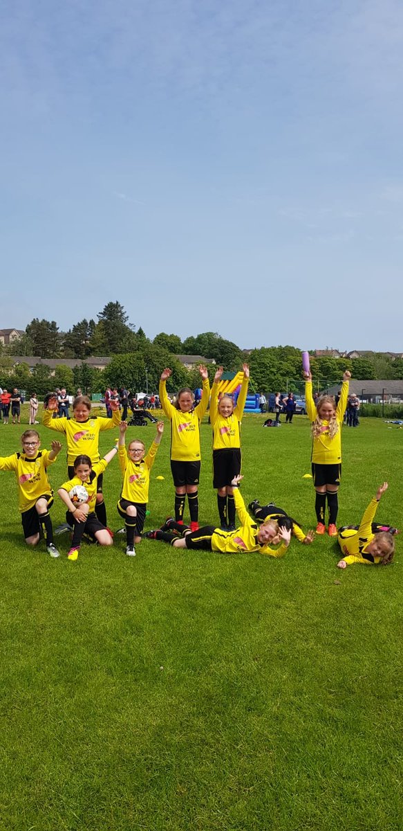 alviegator's tweet photo. 1st ever Stonehaven Girls Football Festival. 37 teams. @RachelCorsie14 @jomurphy92 @VattenfallUK @7Hamdani @Stonehavenyfc @stonehavenlfc @AFCCT @Valross78 @Oswaldthefrisky @Richie_m_thomas @leverinho @T12SSO https://t.co/EiRG5gbADk
