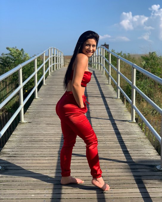 Happy&hearts;️ https://t.co/JTWPL6fqB1