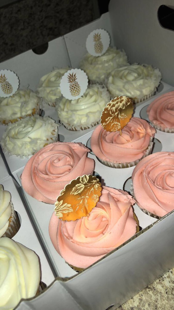 gosserandrenee's tweet photo. More pics.... Add me on Insta/FB:@sweetcravesbykay https://t.co/s3yTnPSemS