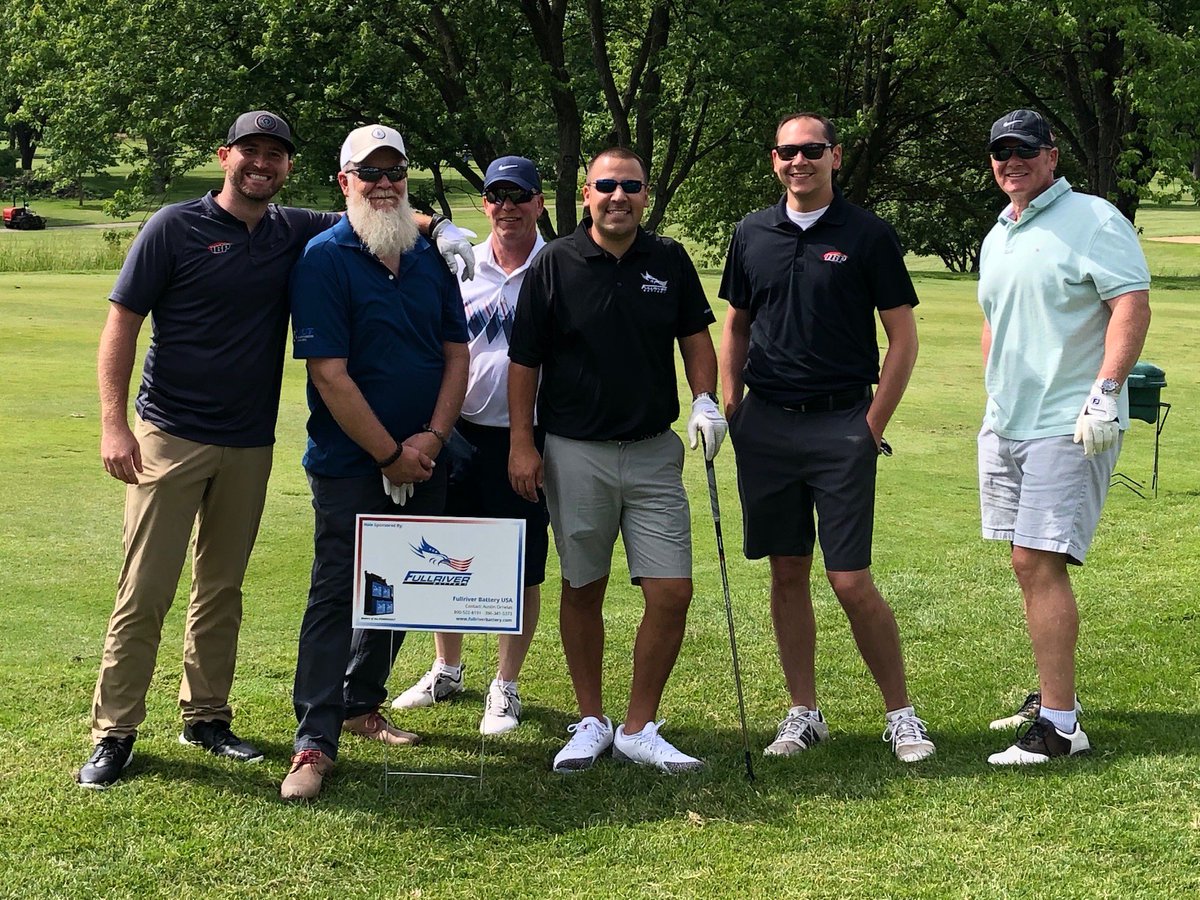 MHMSChicago's tweet photo. The 2019 MHMS Golf outing took place on Friday, June 21st at St. Andrews Golf &amp; Country Club. We had a rare, dry, sunny day. It was a great day of golf, fun, food and networking with peers in the industry. #MaterialHandling #Golf #MHMS https://t.co/iM12lO1tVd