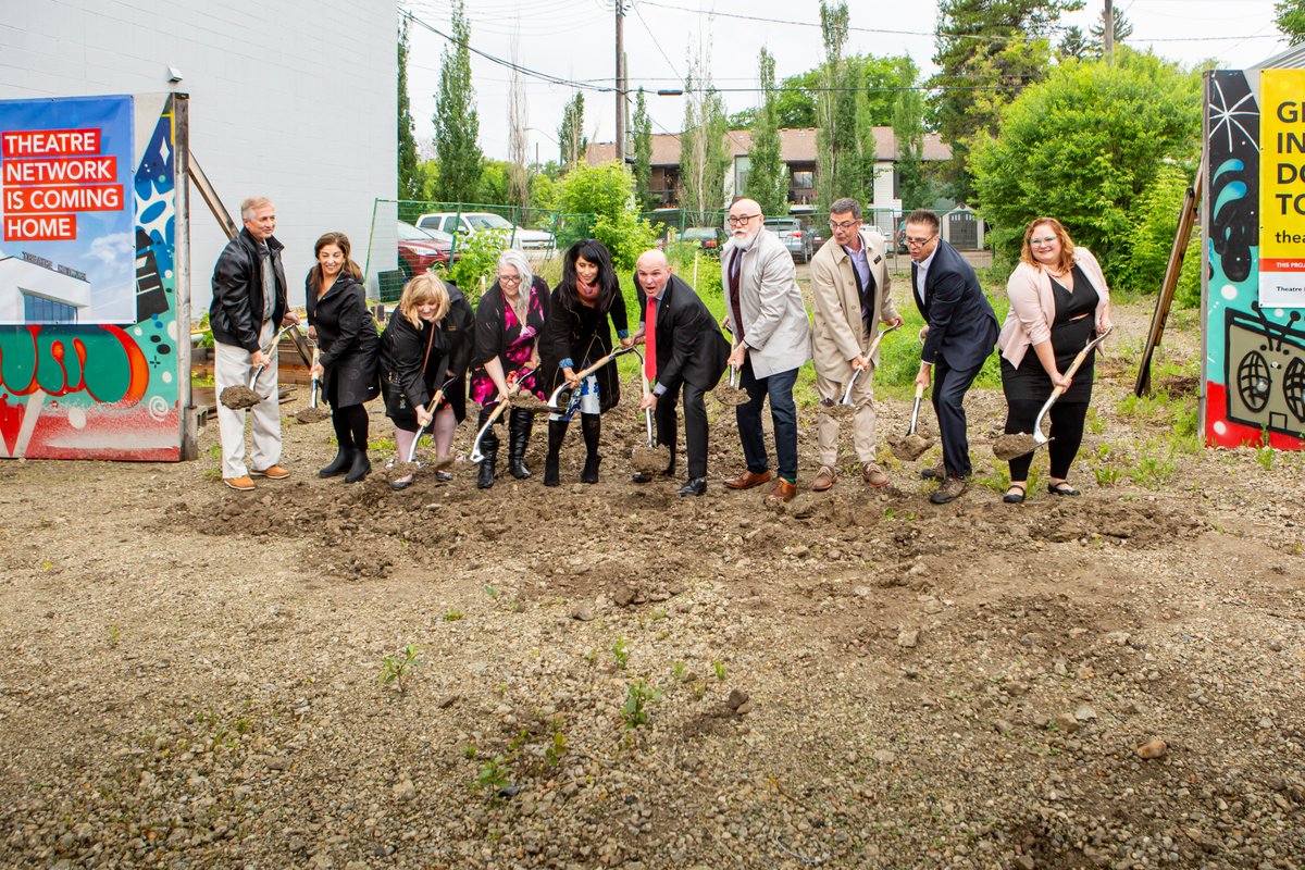 Theatre_Network's tweet photo. Shovels are in the ground! Let's build the #NewRoxy
We still need your support to put on the finishing touches - visit https://t.co/dCE9ayRkdU to DONATE today!
@shoffmanAB @R_Boissonnault @LeelaAheer @Scott_McKeen @group2arch @ChandosLTD @nextfestartsco https://t.co/T9M0nkcp6D