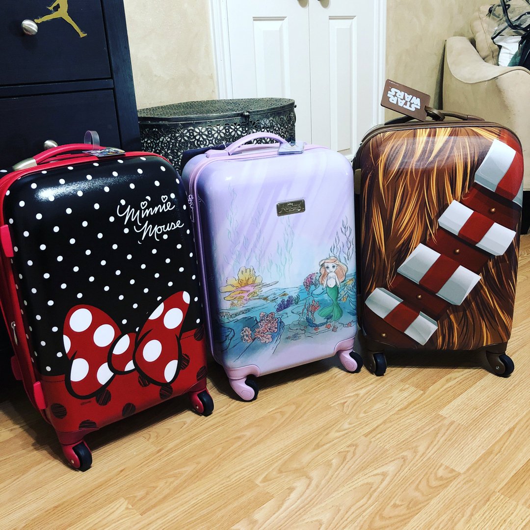 Ednie007's tweet photo. #Vacay ... We loved our American Tourister Disney Minnie Mouse 21" Hardside Spinner https://t.co/fHUNU19fIw