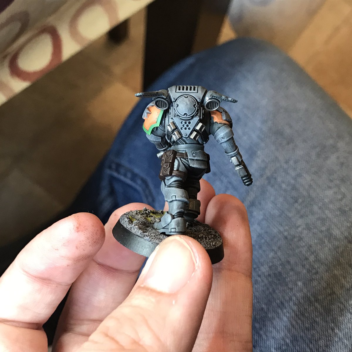 IrishJaguar's tweet photo. #EmperorsWill Reiver. Really happy with this paint job, created using a combination of the classic paints and the new #contrastpaints. The armour in particular is Basilicalum Grey over a Mechanicum Standard Grey spray (then drybrushed with Dawnstone). https://t.co/uH6pWd79lO
