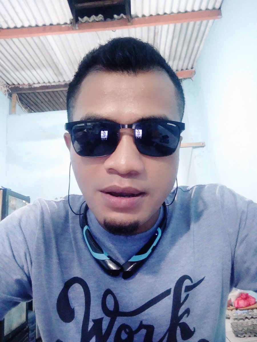 alybasa tweet picture