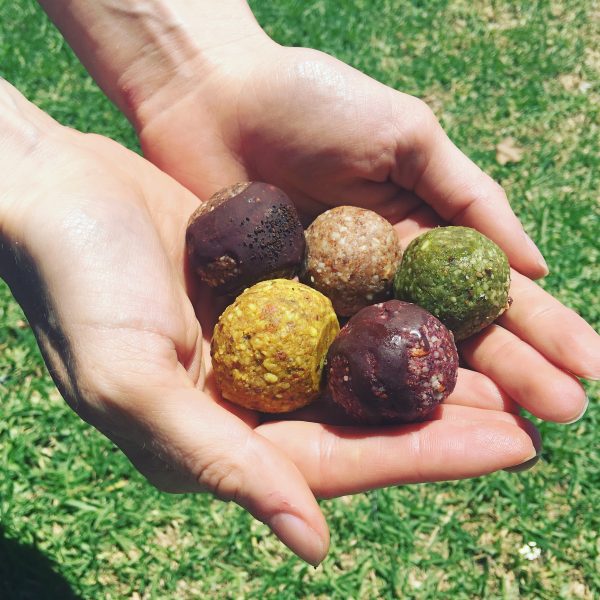 An_instant_on's tweet photo. Revival Food Co. sells Gluten-Free brownies and snack balls at the Cleveland Sunday Markets that are delicious and nutritious #glutenfree #grainfree #refinedsugarfree #vegan #proteinballs #clevelandmakets #clevelandsundaymarkets #redlandcoast #clevelandqld
https://t.co/ieKMuhaqE5 https://t.co/CTamPMI418