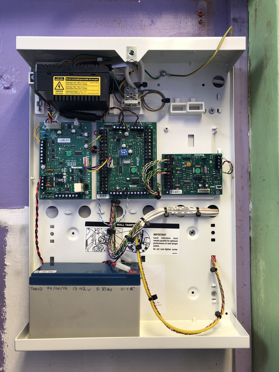 WaspSecurityLtd's tweet photo. @TexecomLtd Premier Elite upgrade using their 60iXD modules for Novar iD Biscuits. Legacy technology backed up by a reliable front end. Coupled up to a @CSLGroupLtd signaller to @emcsindependent. https://t.co/rxj9L9vPHz