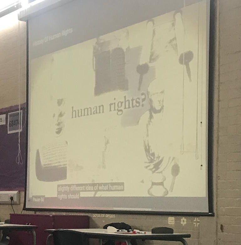 DavidHughes6ed's tweet photo. Y darpar fentoriaid yn dysgu am #hawliauDynol gyda @EM_WABangor / The mentors learning about #HumanRights @UnicefYdh @DavidHughesYDH @SarahHooke @childcomwales @SeneddIeuenctid @WelshYouthParl https://t.co/7cO8XW4U5g