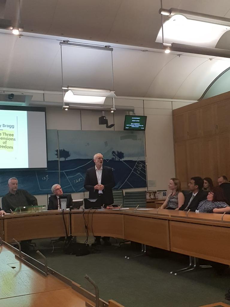 Delighted to join @BillyBragg as he launches his new book The Three Dimensions of Freedom. A fascinating read and he's right to say real freedom is only possible with liberty, equality, and accountability.