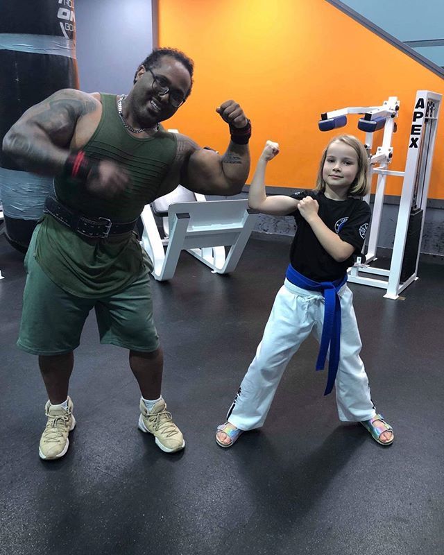 TSW_Athletic's tweet photo. Member John with new trainee Stella Gekhman .  The real question is who has bigger biceps ? We think Stella for the win💪🏼 https://t.co/WpRsdhPqjg https://t.co/U4t20EwXrJ