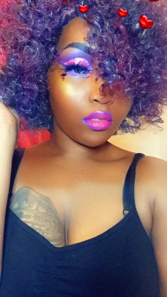 PlugGlitter's tweet photo. #LadyFlamingo 
@beautytreatsla  #colorobsession palette

#makeuppictorial #norvina #blazin_beauties #undiscovered_muas #makeup #bretmanvanity #motd #abh #cutcrease #makeupgoals #muamafia #makeuplooks #mua #makeupturorial #fiercesociety #wakeupandmakeup #slayday https://t.co/oMJ72gsxTe