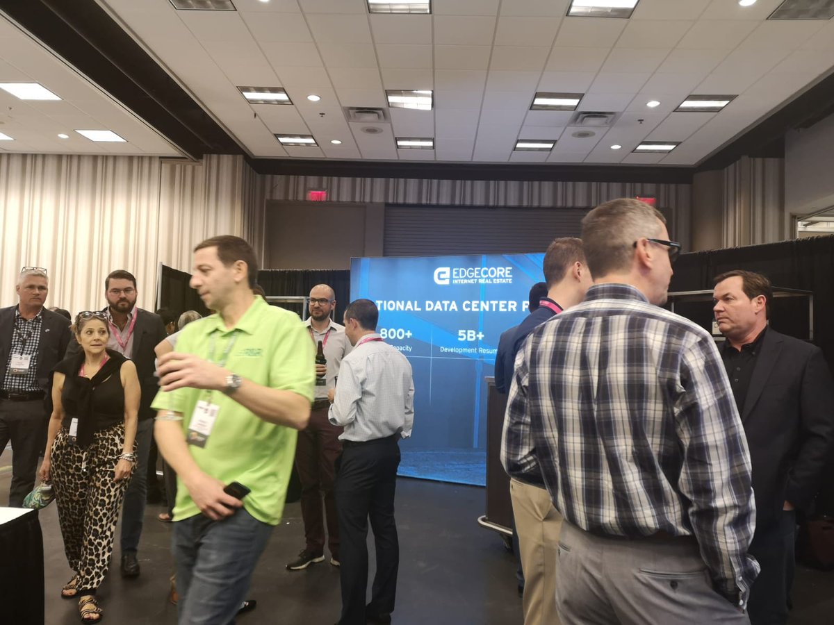 #ITW2019, Day 1: The <a href="/edgecoredc/">EdgeCore Digital Infrastructure</a> drinks reception 🍷 is the right place to end the first day of International Telecoms Week!