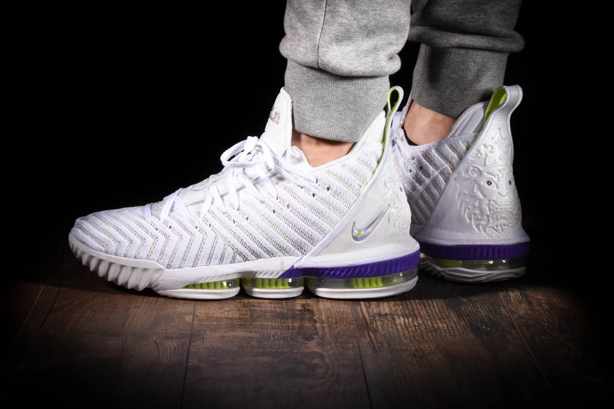 lebron 16 buzz lightyear review