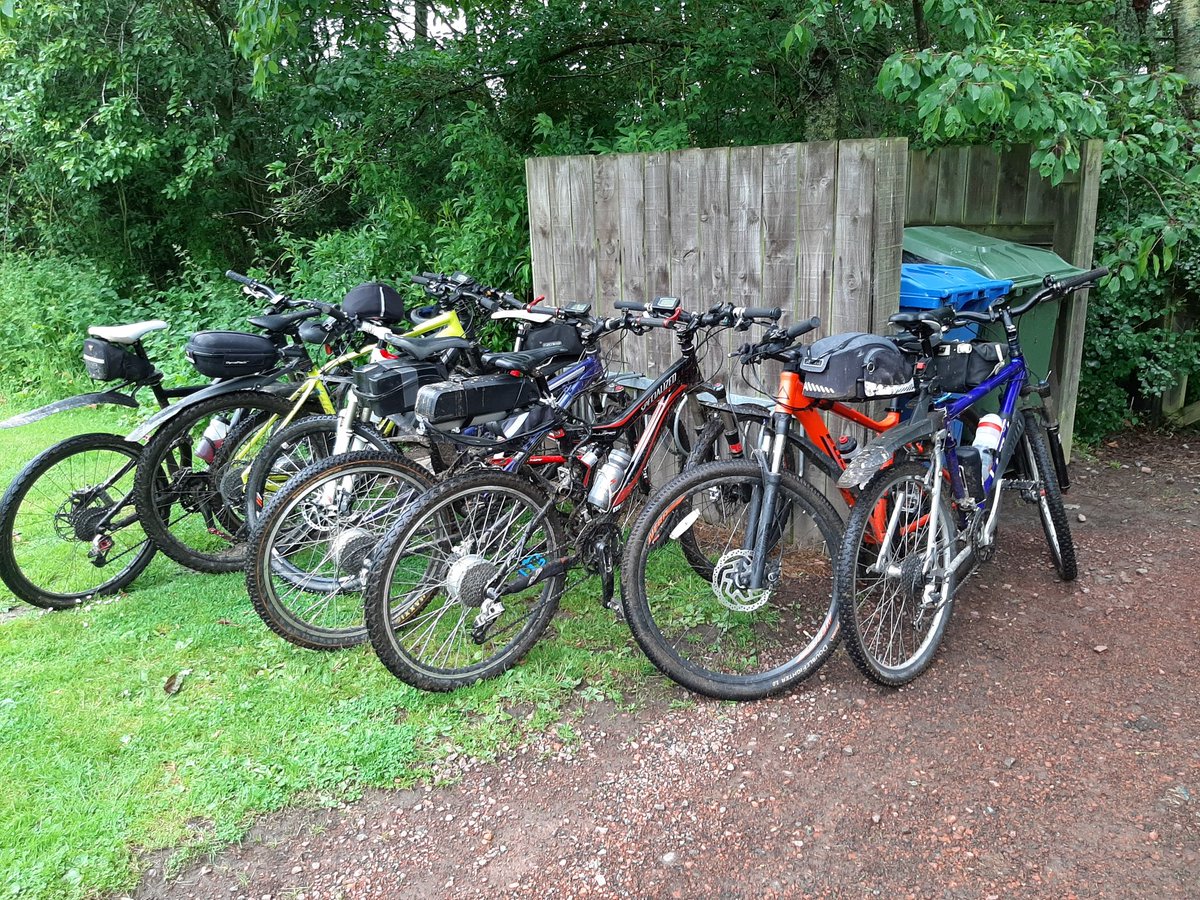 sadoldsamurai's tweet photo. A group of #notsoyoung Mancunian #MTBRiders enjoying @TedLiddle s 'iconic' #SandstoneWay day 3 Rothbery to Wooler. Despite the weather.. https://t.co/BNBr2g0OPC