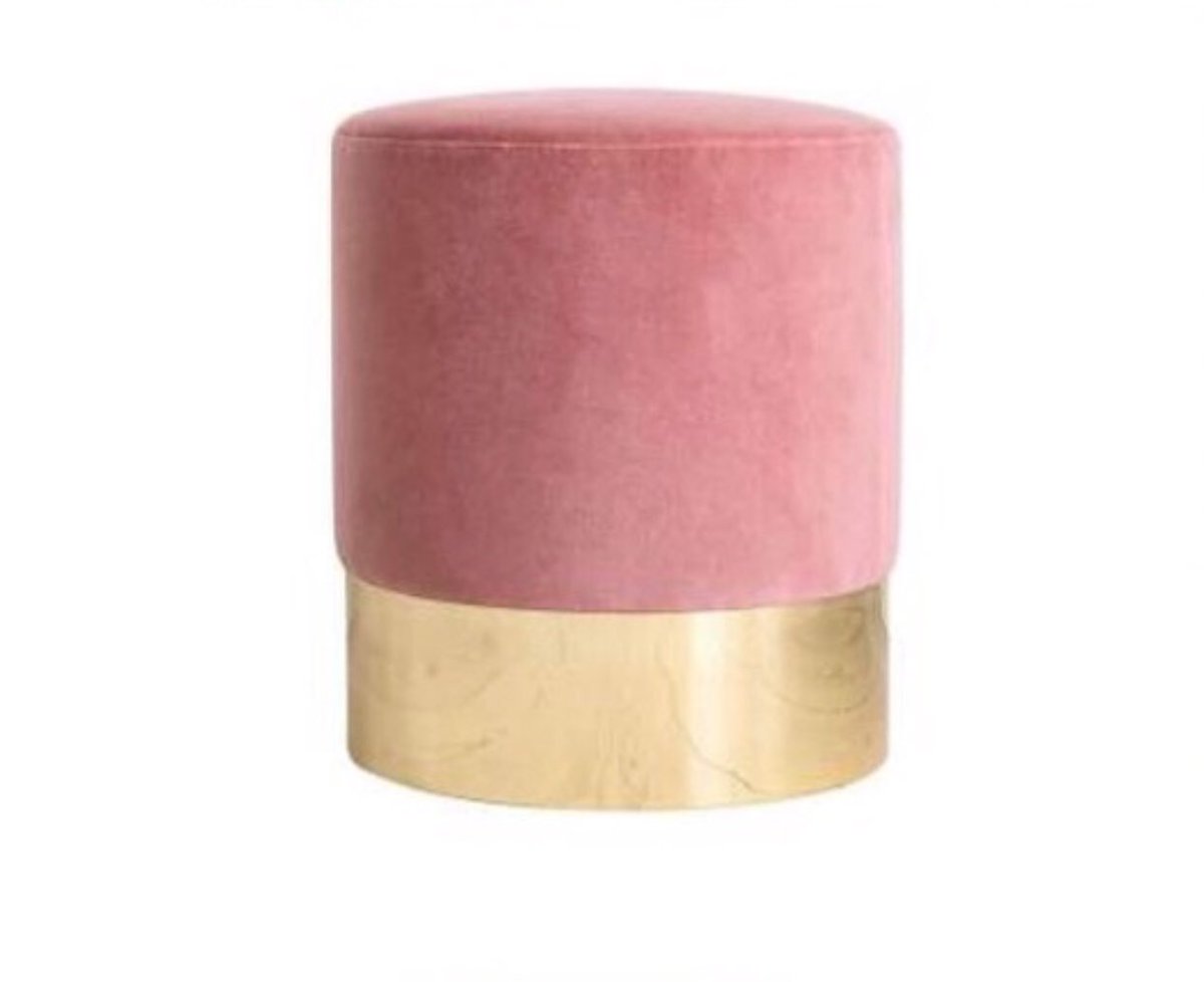 DesignDecor9's tweet photo. don’t these accent stool look amazing. why not get yours for the price of $179. only available in colors black, cream, grey, very comfy, soft velvet material. go to our bio to get yourself a stool so comfy like these. https://t.co/IHI9qN9WMl