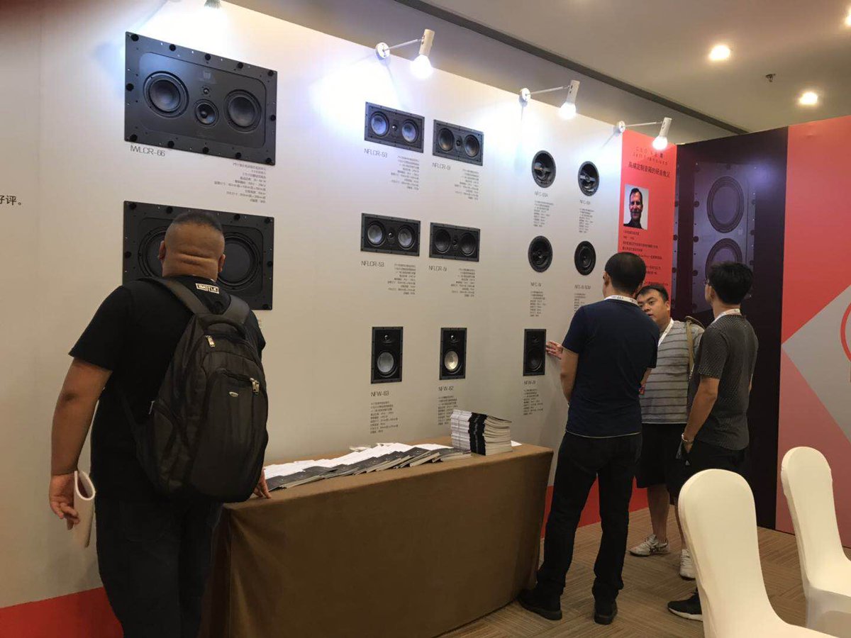 TDGAudio's tweet photo. Here are some great photos of The Davinci Group President and CEO, Jeff Francisco, the musician behind the world’s first architectural speakers.

#tradeshow #china #hometheater #architecture #design #audiophile #audiosystem #inwallspeaker #surroundsound #hifi #tdgaudio #avtweeps https://t.co/4mSyOAy3Zm