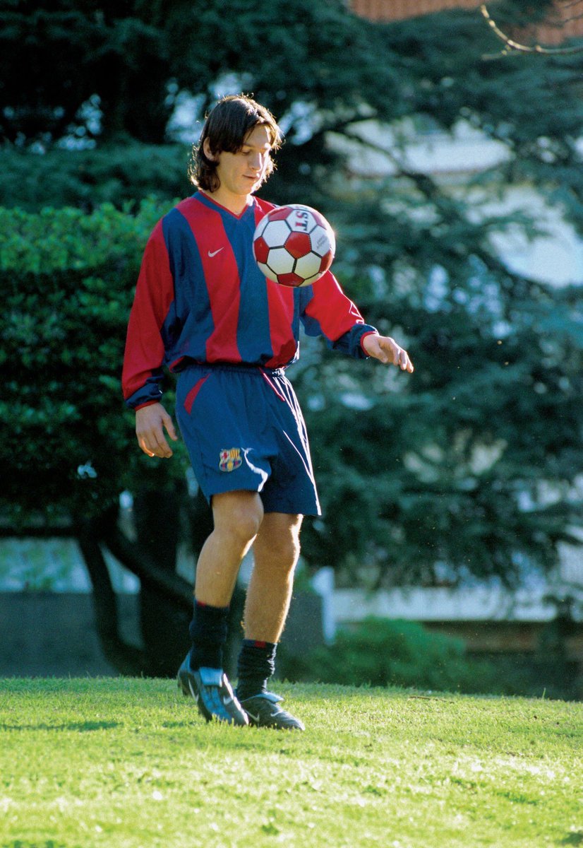 BarcaWorldwide's tweet photo. What started as an opportunity for a kid became the greatest movement in the history of this sport. What started more than fifteen years ago and will last eternity, because the best gift is your football. Congratulations genius 🐐 https://t.co/1h3mcm5GRD