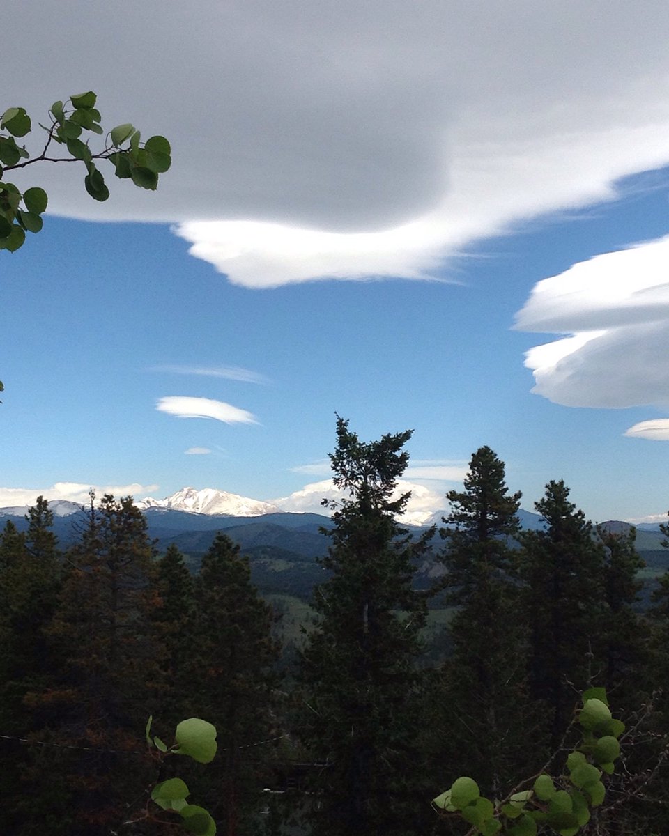 EldoraLodge's tweet photo. We had snow on the summer solstice! Technically, it's summertime.😅😎👍🏻💖🏔 #coolclouds #summersnow #summerinthemountains #snowinjune #bluesky💙 https://t.co/ABtzcXOBd0