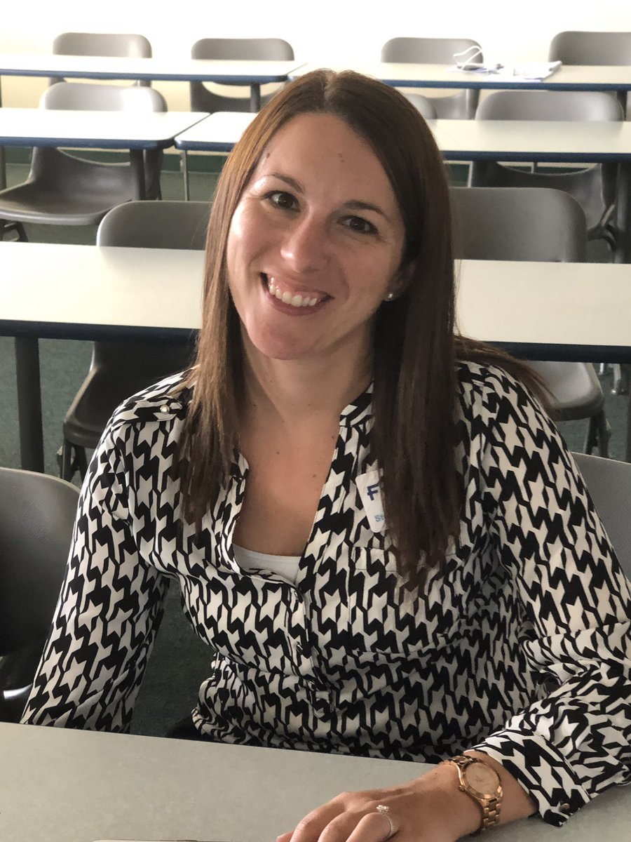 vcsStdntGovRel's tweet image. A HUGE shout out to this super 🌟... Stephanie Schuler from FOCUS. She helped to bring our wishes for an amazing MH platform to reality!!! This new platform is going to make a substantial impact in VCS!!! #rockstar #FOCUS @josh_wycuff