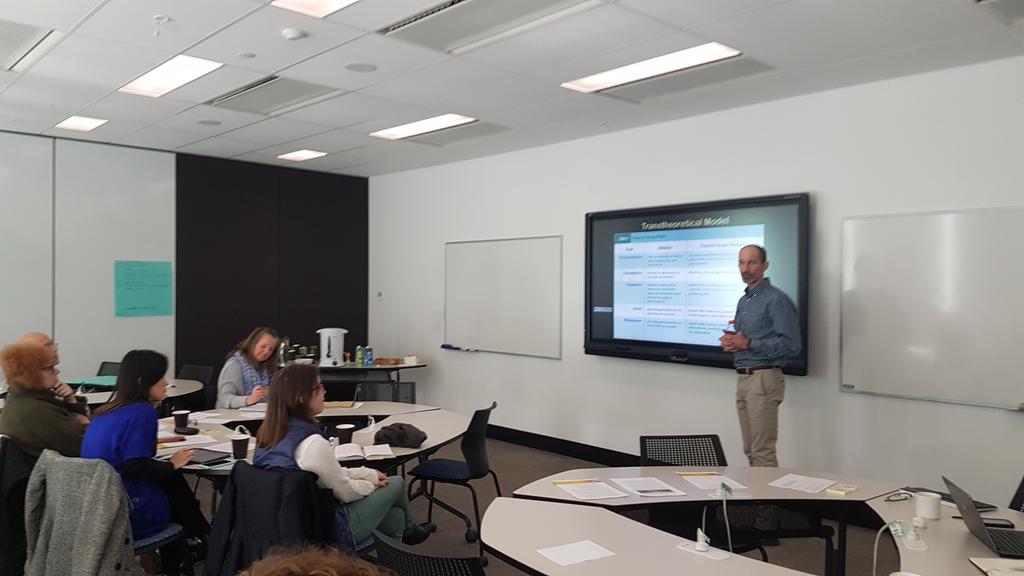 Richard Rosenkranz presenting on day one of our Health Behaviour winterschool #FDHRC <a href="/Flinders/">Flinders University</a>
