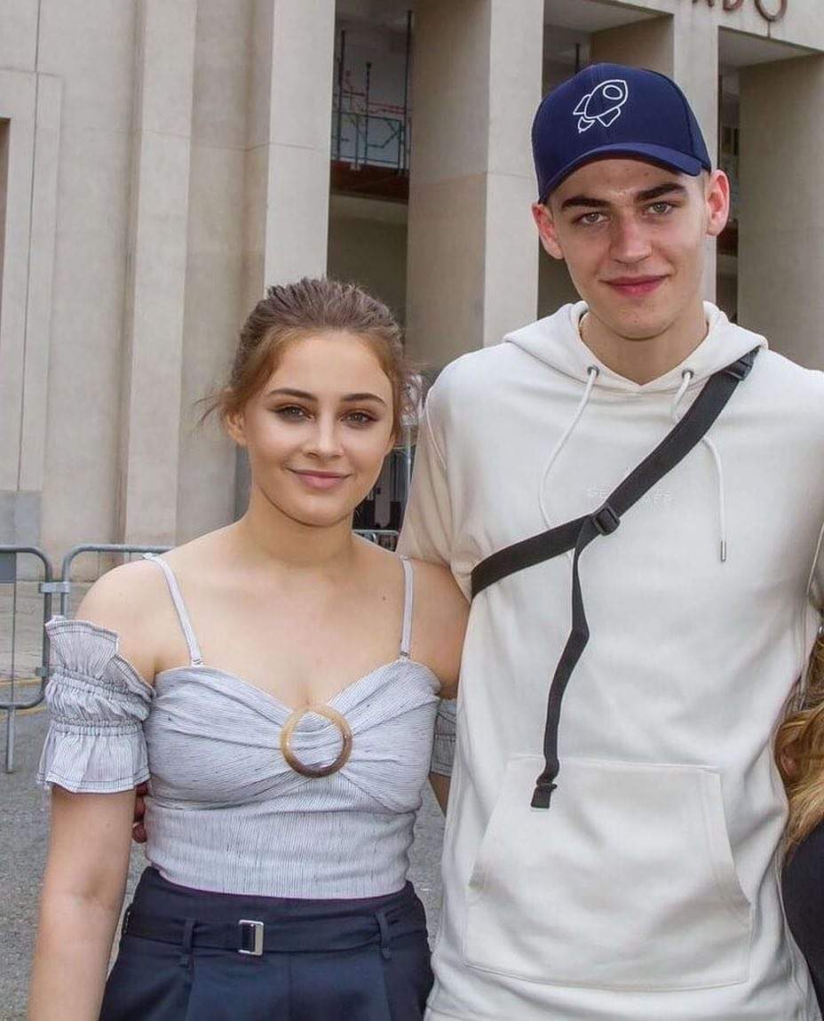 LanoviadeS's tweet photo. My #TeenChoice for #ChoiceDramaMovie is for @aftermovie @TeenChoiceFOX https://t.co/sUgskibYjz