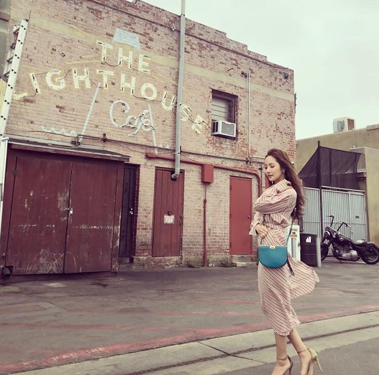 Goddess Minnie IG update today 😍 caption #LA #marieclairekorea #julyissue #joygryson  Enjoy your vacation in 🏖🏝.....🤭 with your family babie 😘❤️

#Parkminyoung #HerPrivateLife #박민영 #김재욱 #그녀의사생활 #VitaMinYoungTH 🌸
