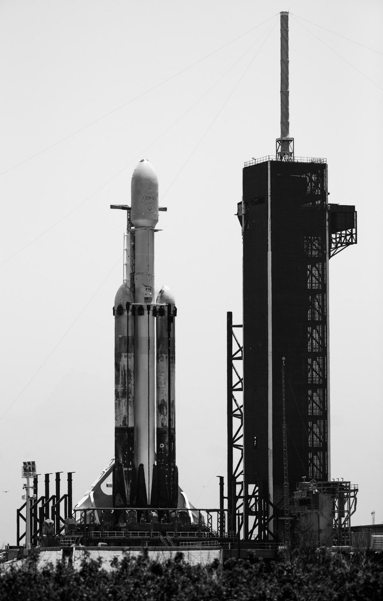 erikkuna's tweet photo. Waiting... counting down to a 2:30am EDT launch of SPT-2 #SpaceX #spt2 https://t.co/GrES3seGBr