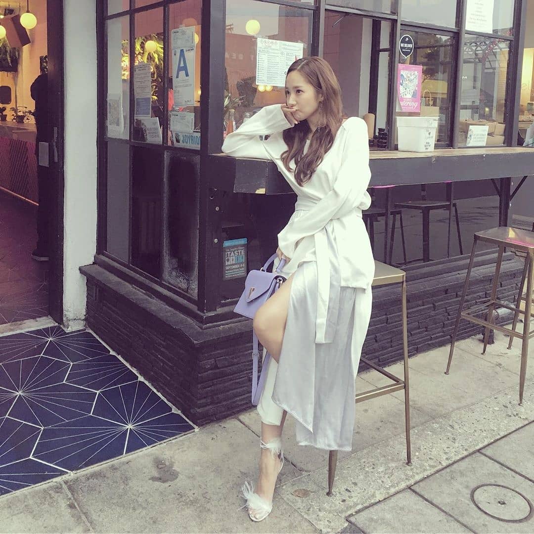 062519| INSTAGRAM UPDATE
' #LA #marieclairekorea #julyissue #joygryson '

#parkminyoung #朴敏英 #박민영 #パクミニョン