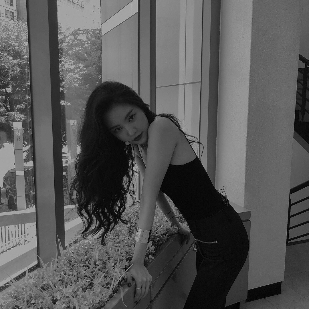 naexbae's tweet photo. ― 🖤 https://t.co/34ZkT4XYpE