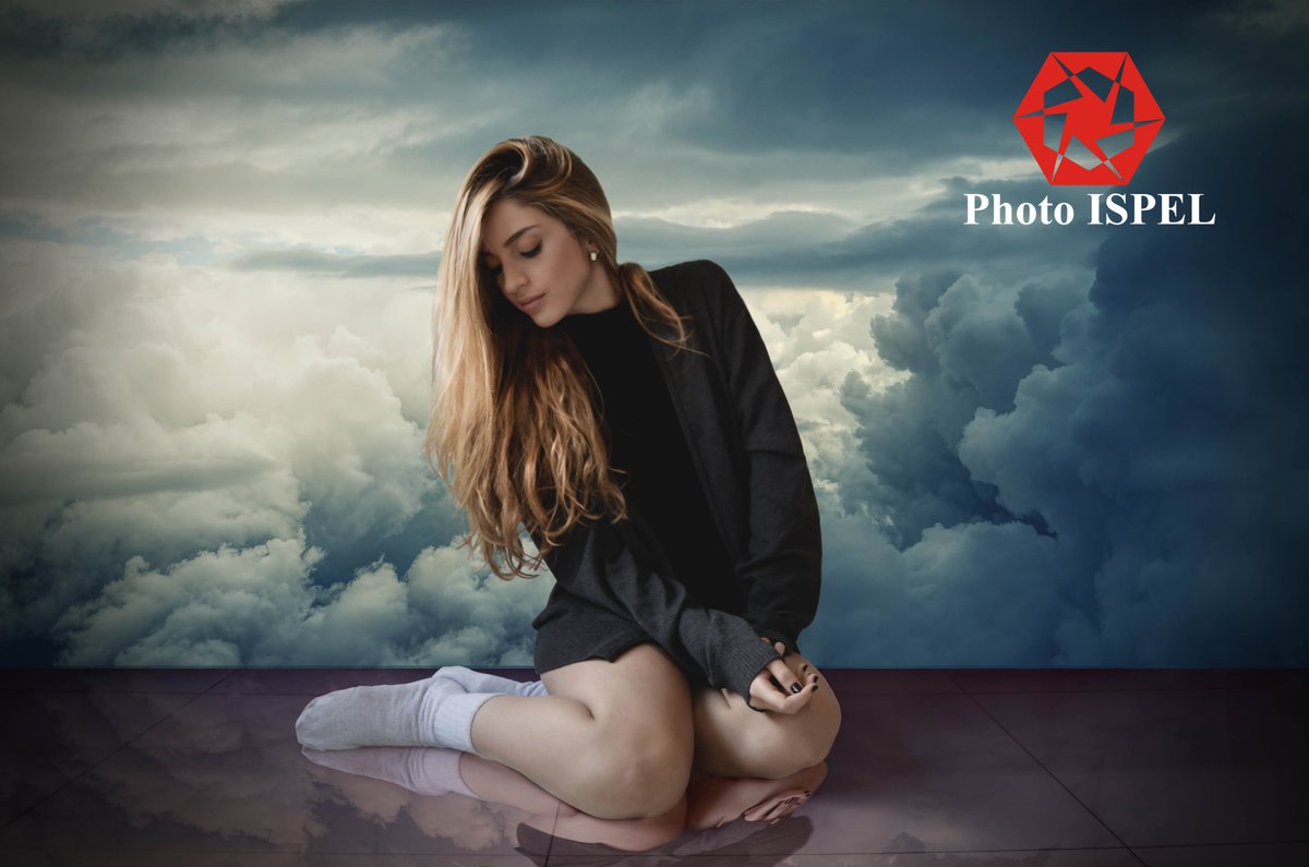photo_ispel's tweet photo. In the clouds

#ispel #photoispel #foto #fotografia #diseño #publicidad #fotografiadiseñoypublicidad #model #modelo #mujer #nubes #cielo #reflejo #sexy #lenceria #azul #calcetines #chamarra #piernas #rostro #aretes #rubia #sensual #estudio #estudiofotografico #painado #vuelo https://t.co/BAshkQkHFi